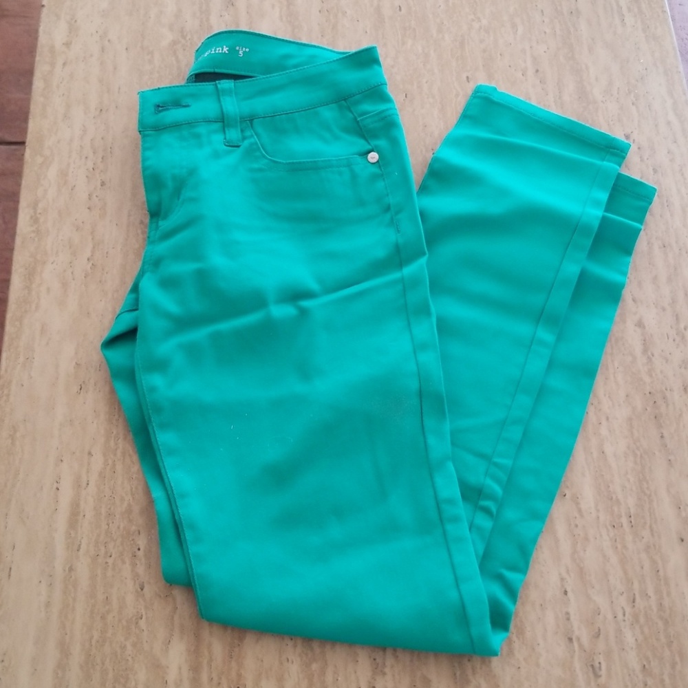 Green skinny pants